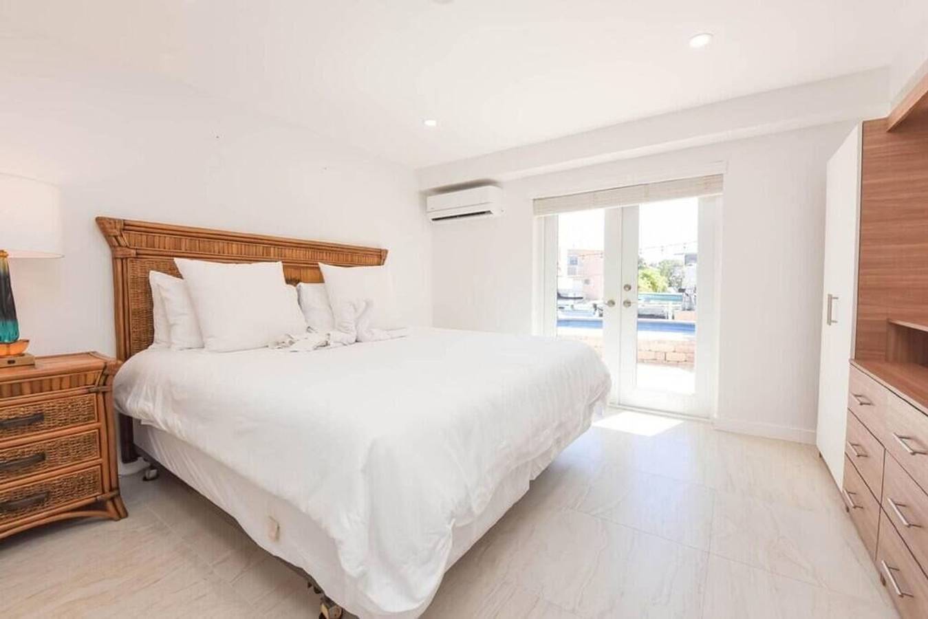 Holly's Hideout in Islamorada in Islamorada, Monroe County