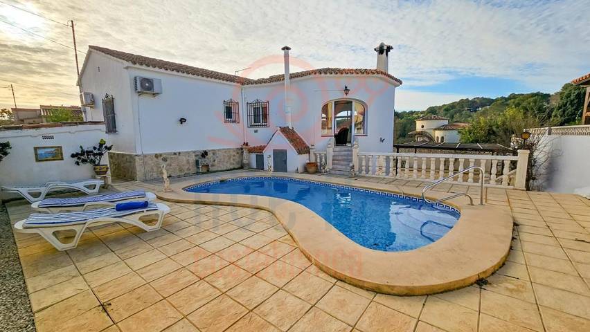 Casa de vacaciones para 6 personas, con piscina además de jardín y vistas, Se admiten mascotas - 1