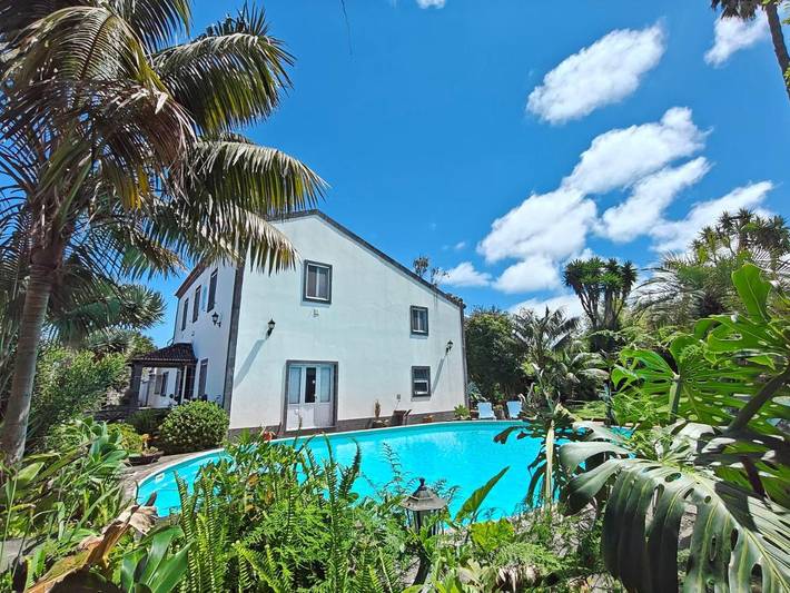 Maison d’hôte pour 2 personnes, avec Terrasse et Jardin ainsi que Piscine et Vue dans São Miguel