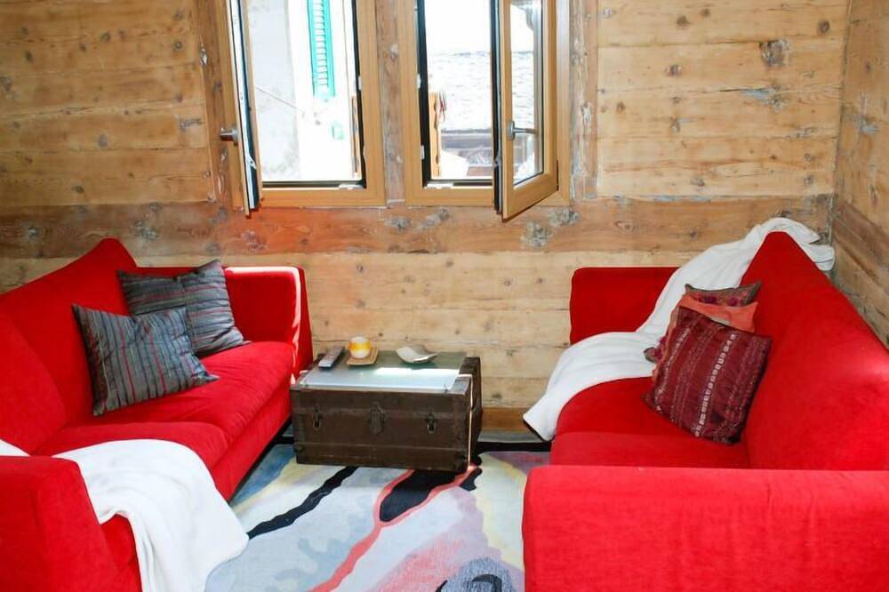 Ganze Wohnung, Ferienwohnung Peppa in Chironico, Tessiner Alpen