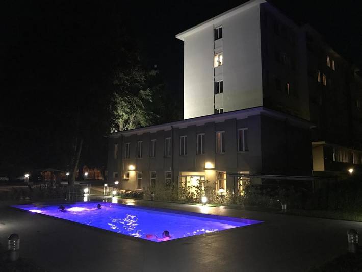 Hôtel pour 2 personnes, avec sauna ainsi que piscine et jardin, animaux acceptés à Varèse - 4