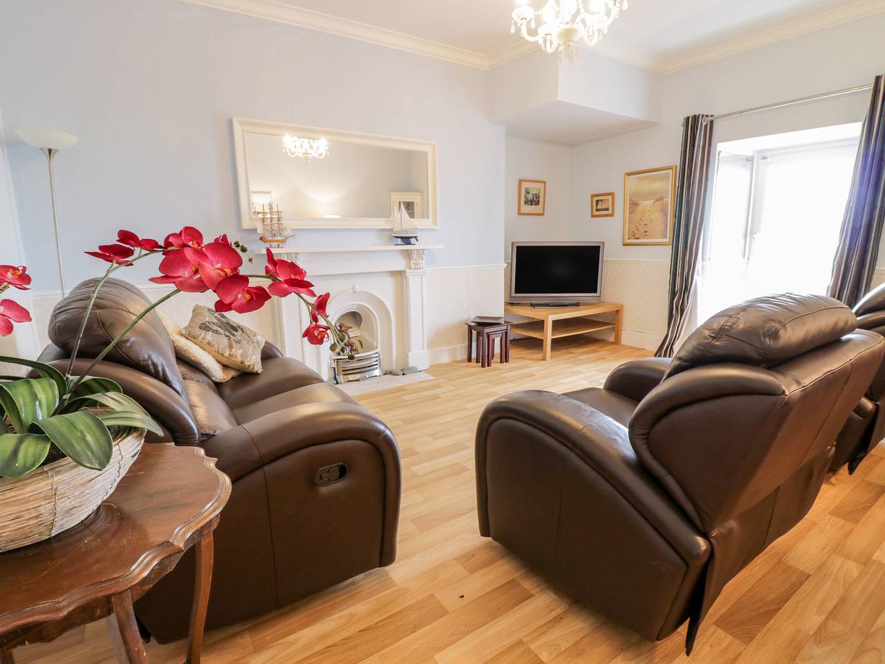 Entire apartment, Abermaw Views in Barmouth, Snowdonia