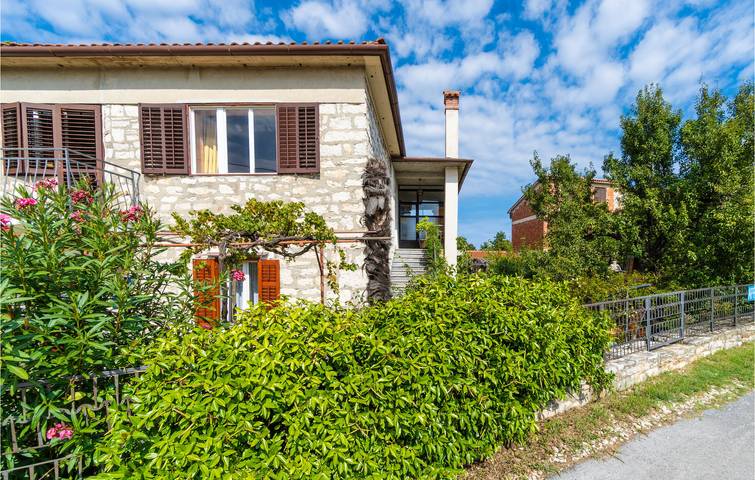 Ferienwohnung für 4 Personen, mit Terrasse in Umag - 2