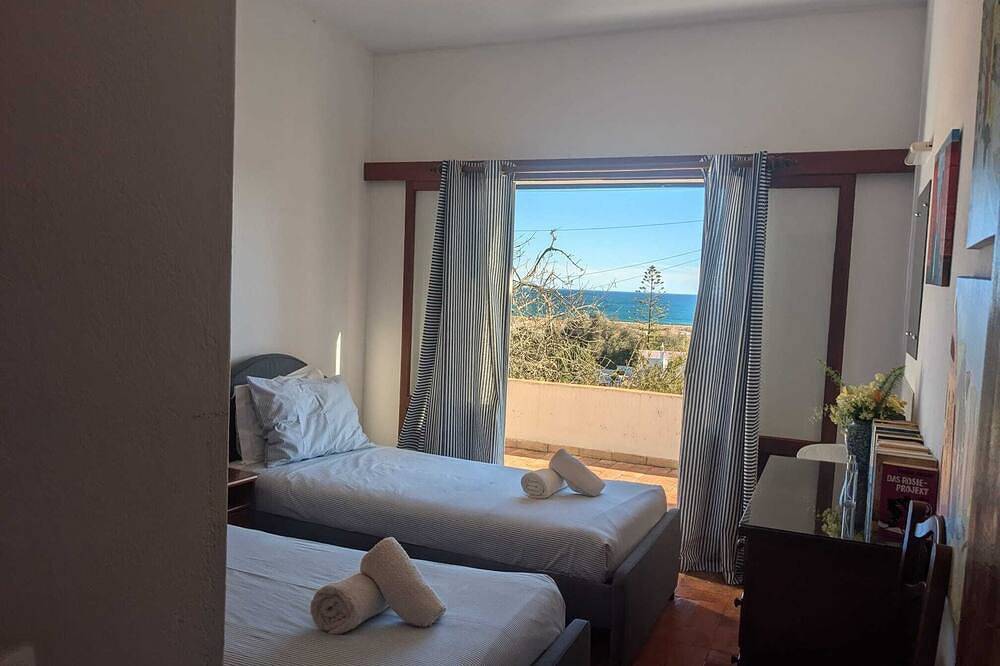 Villa mit eigenem Pool und Meerblick in Lagos, Faro Distrikt