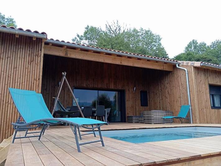 Location de vacances pour 8 personnes, avec jacuzzi ainsi que piscine et jardin à Estadens - 2