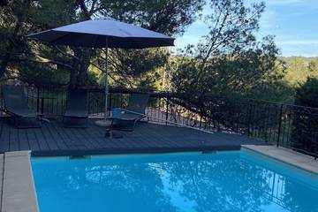 Chambre d’hôte pour 6 personnes, avec piscine à Mallemort
