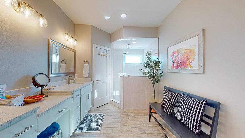 Vacation house for 12 people, with pool and hot tub as well as balcony in Port Aransas