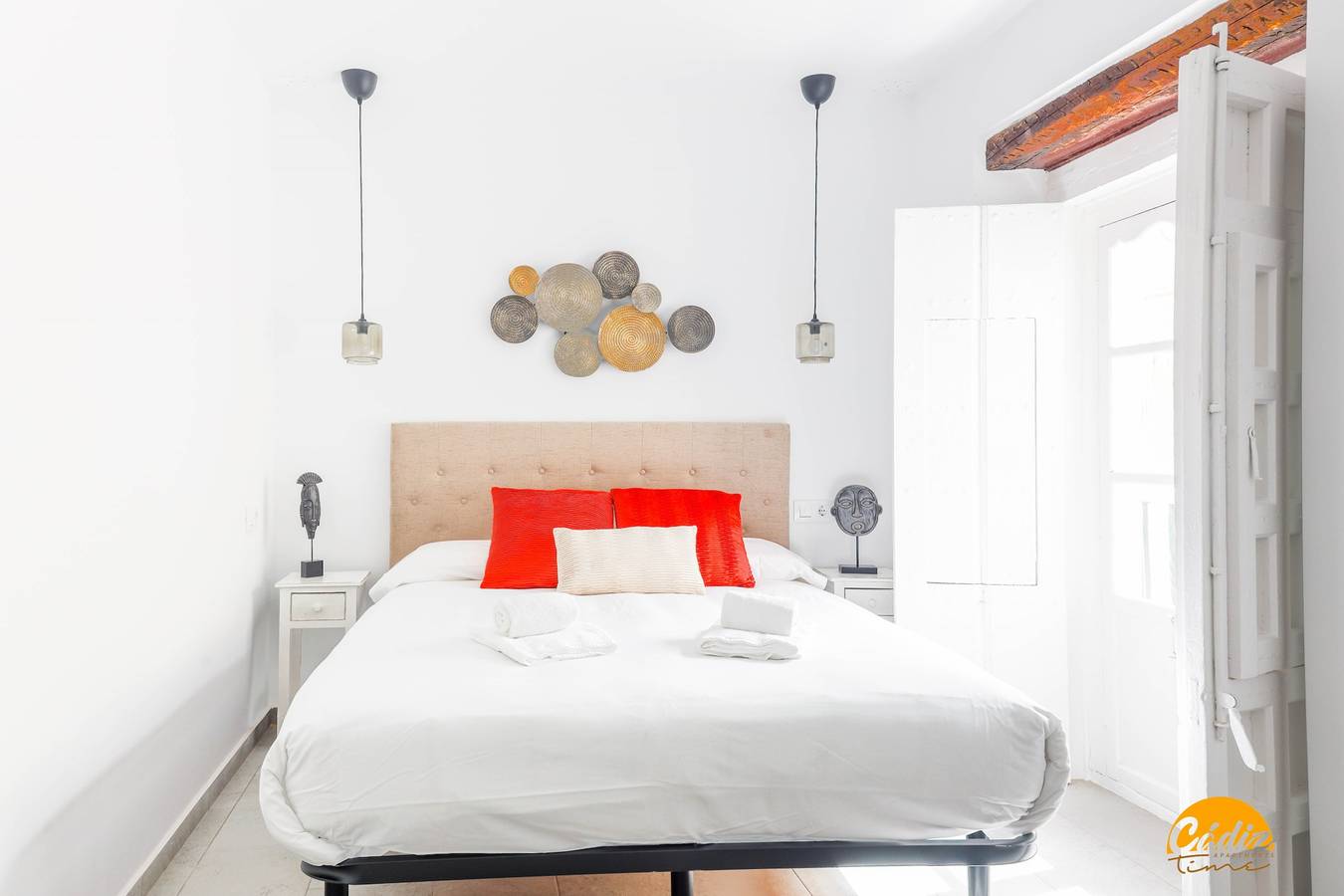 Entire vacation apartment, Casa Rehala Paya by Cadiz Time in Cadiz Old Town, Cádiz
