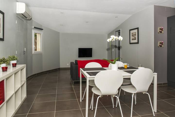 Gîte pour 2 personnes, avec piscine et terrasse à Thuir - 4