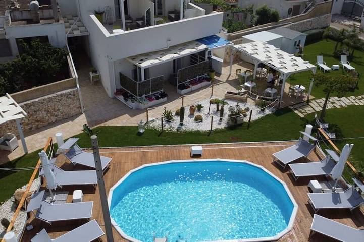 Location de vacances pour 4 personnes, avec piscine à Sant'Isidoro