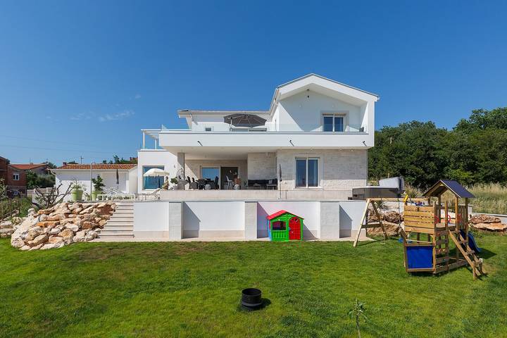 Villa für 8 Personen, mit Garten und Pool in Istrien - 2