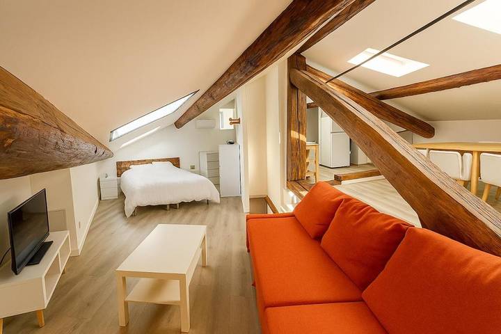 Gîte pour 4 personnes à Lentilly