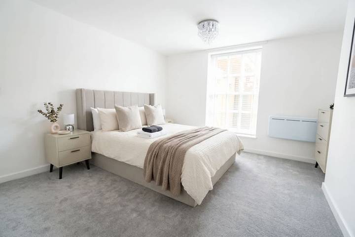 Apartment for 2 people, with Garden in Cheltenham