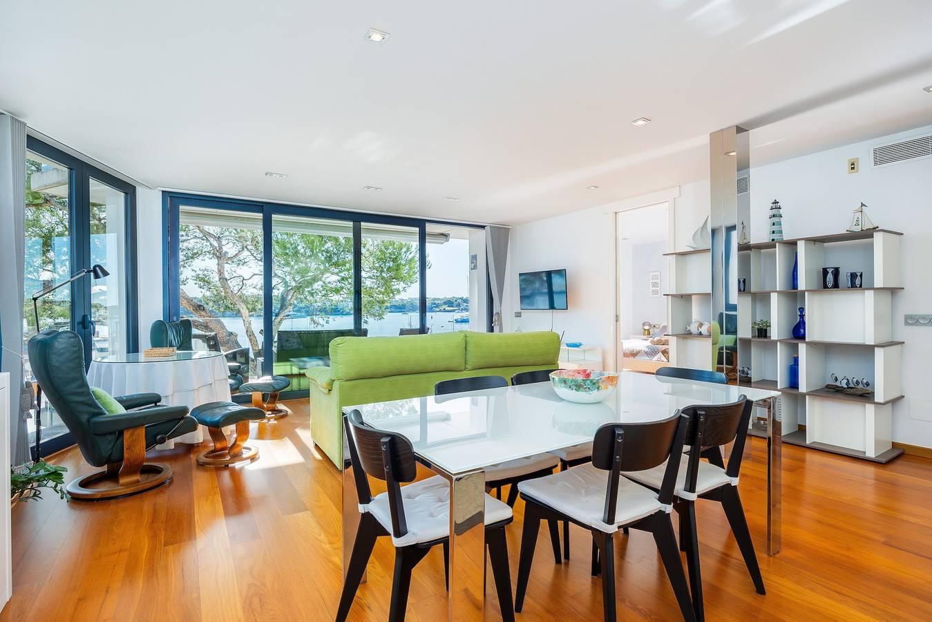 Ganze Wohnung, Ferienwohnung 'Ponent' mit Meerblick, Wlan und Klimaanlage in Portocolom, Felanitx