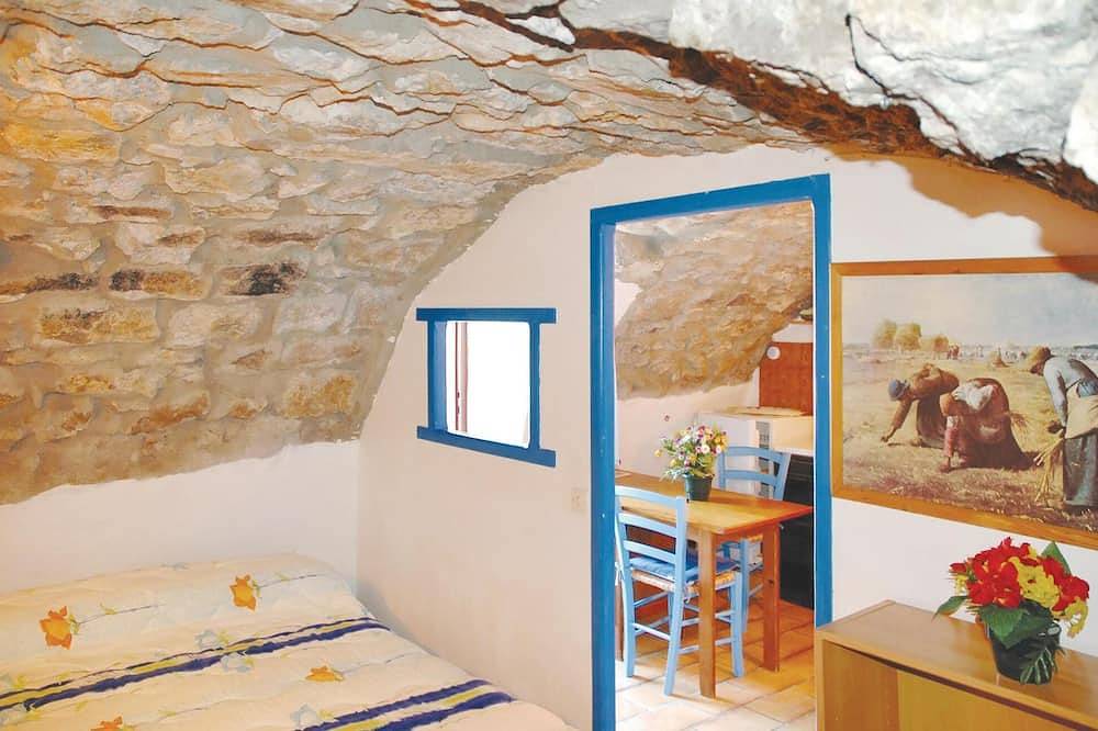 Appartement entier, Bel appartement T1 à La Beaume in Labeaume, Ardèche
