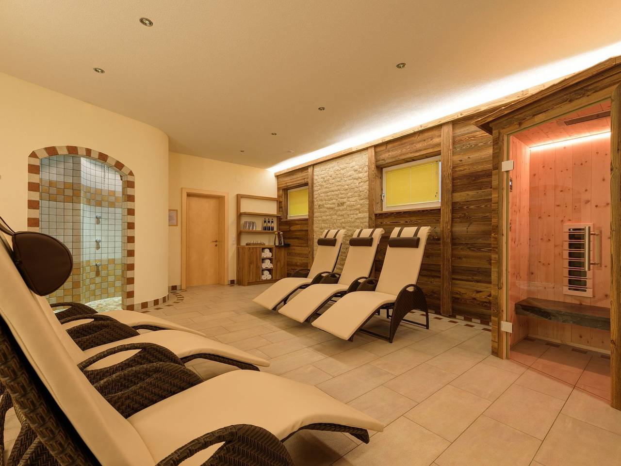 Ganze Wohnung, Apart La Vita - Appartement Mario in Lechtaler Alpen, Sankt Anton am Arlberg