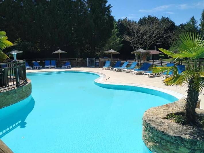 Location de vacances pour 4 personnes, avec Jacuzzi et Terrasse ainsi que Jardin et Piscine à Fumel - 3