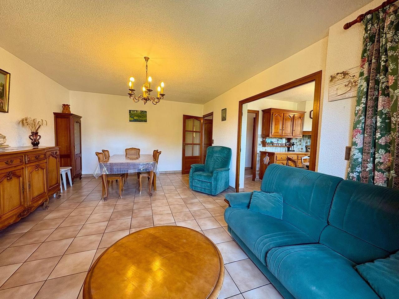Gemütliches Einfamilienhaus mit Bergblick, Wlan und Parkplatz in Saint-Pierre-d'Albigny, Chambéry und Umgebung