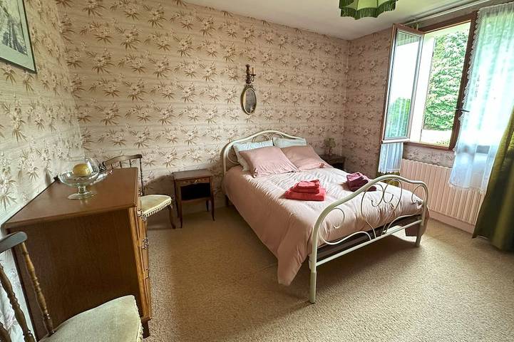 Location de vacances pour 8 personnes, avec jardin à Flayat - 3