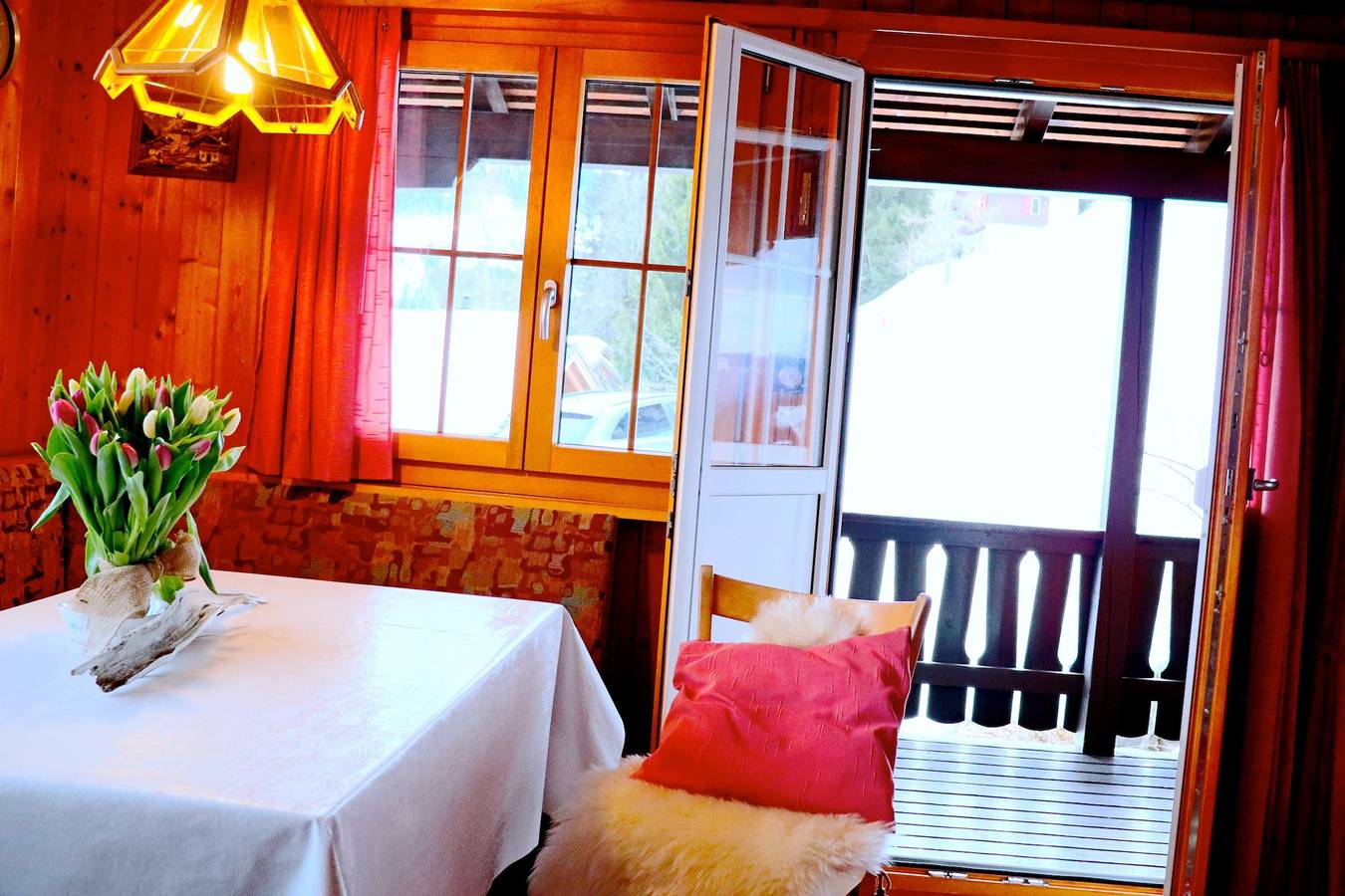 Ganze Ferienwohnung, Chalet Alvier - 3.5 Zimmerwohnung Bad/Dusche/Balkon in Flums, Churer Rheintal