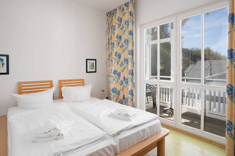 Villa Eden Fewo 8 - A.3, Apartment 8 / 2-Raum-Fewo mit Balkon in Ostseebad Binz, Binz