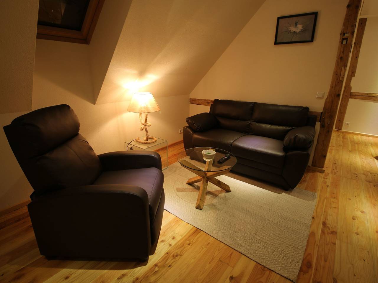 Ganze Wohnung, Studio-Appartement mit Bergblick in Jonsdorf, Zittauer Gebirge