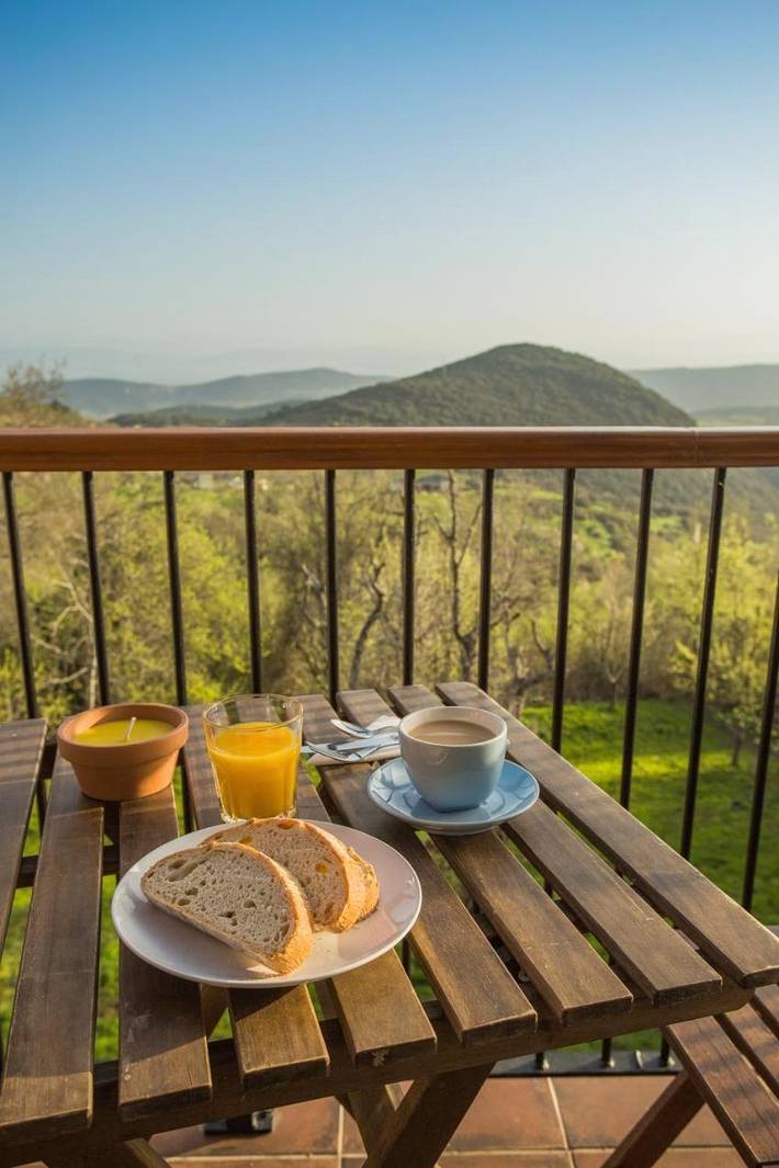 Casa rural para 6 personas, con vistas al lago además de jardín y vistas, Se admiten mascotas en El Bierzo - 2