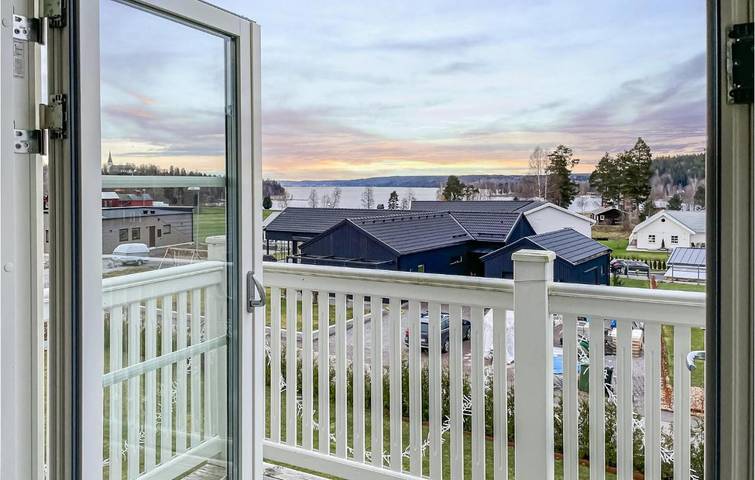 Ferienhaus für 8 Personen, mit Seeblick und Garten - 1