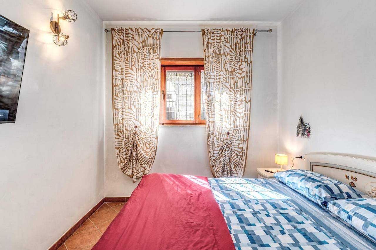 Appartamento intero, Two-Bedroom Apartment in Passoscuro, Fiumicino