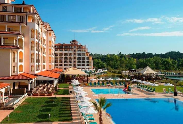 Apartament wakacyjny dla 6 osób, z widok i ogród oraz sauna i basen w Obzor