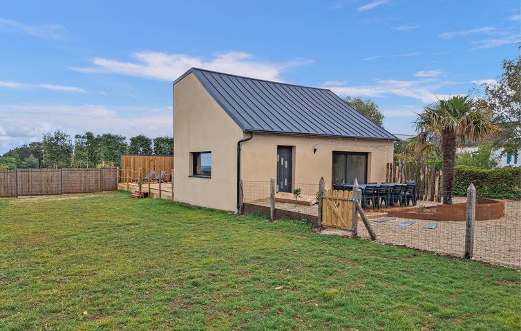 Location de vacances pour 10 personnes, avec jardin et terrasse, animaux acceptés à Hillion - 2