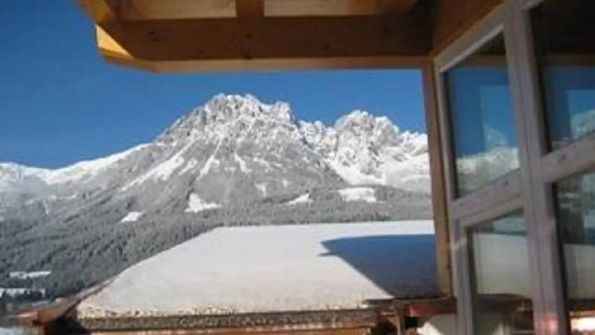 Chalet für 7 Personen, mit Balkon und Garten in Ellmau - 3