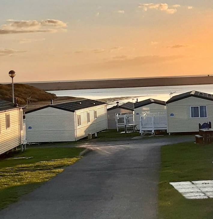 Caravan for 6 people, with garden, with pets in Weymouth