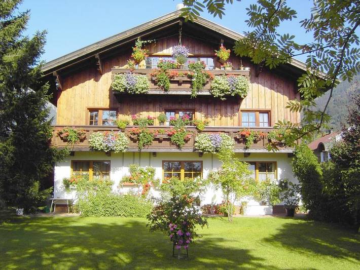 BnB für 3 Personen, mit Ausblick und Terrasse sowie Garten in Lermoos - 2