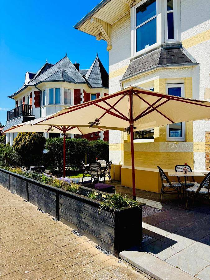 Bed & Breakfast Maison Noire Westende-bad incl parking & ontbijt in Middelkerke, Côte belge