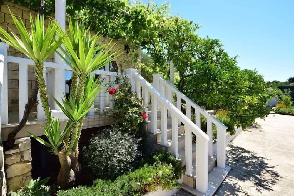 Moreška by Interhome in Viganj, Peljesac