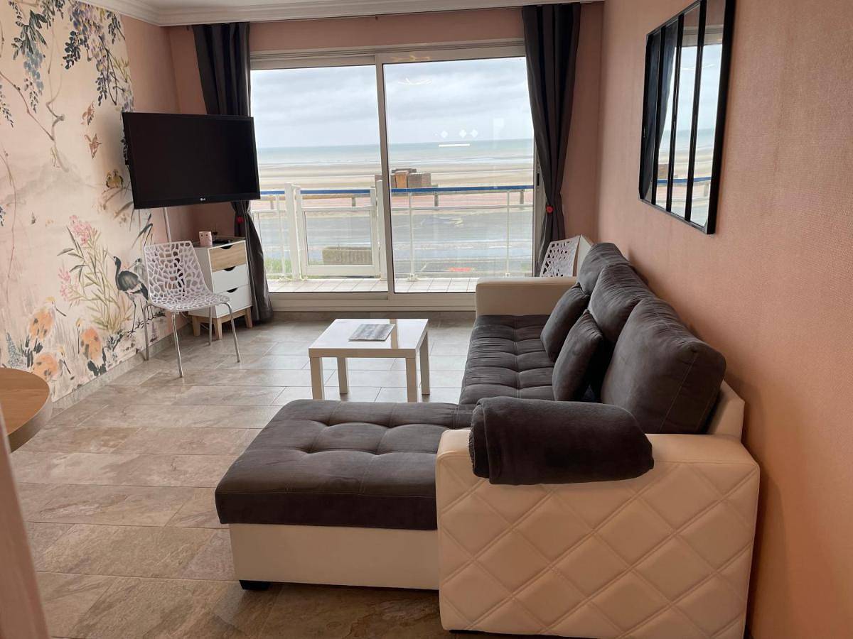 Ganze Wohnung, Les pieds dans le sable in Bray-Dunes, Flanderns Dünenküste