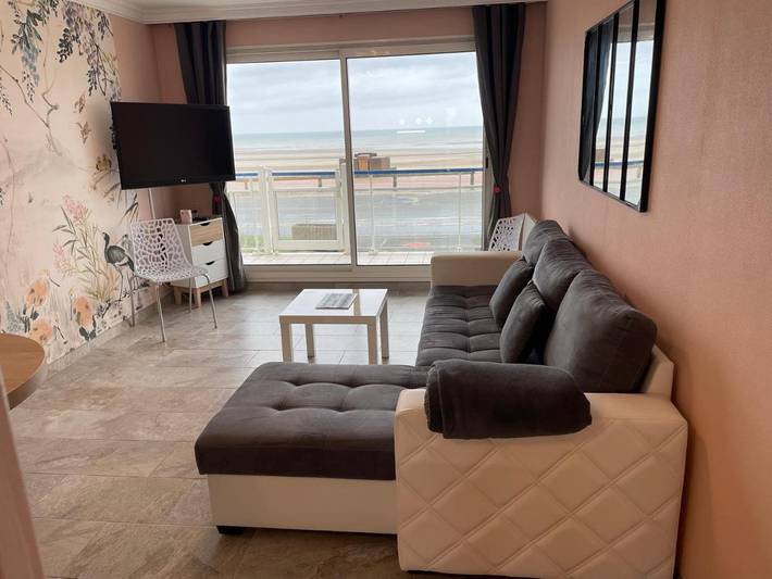 Gîte pour 4 personnes, avec terrasse ainsi que piscine et vue, animaux acceptés à Bray-Dunes - 2