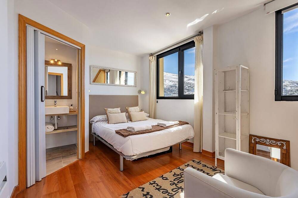 Appartamento intero, The studio apartment \"Monte Gorbea 4 E\" is located in Sierra Nevada and offers direct access to in Sierra Nevada Ski Resort, Monachil