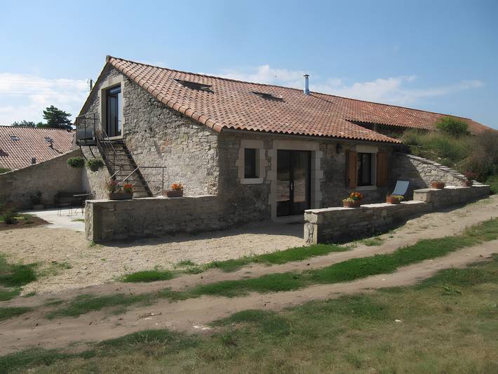 Domaine de Jassevove – Charmantes Landhaus im Kiefernwald mit großzügigen Zimmern in Millau, Parc naturel régional des Grands Causses