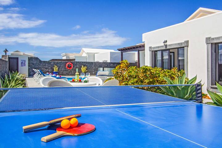 Chalet para 6 personas, con terraza y piscina en Lanzarote