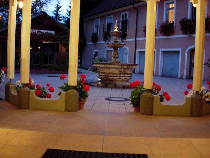 Hotel für 3 Personen, mit Ausblick und Sauna sowie Balkon, kinderfreundlich in Nötsch im Gailtal