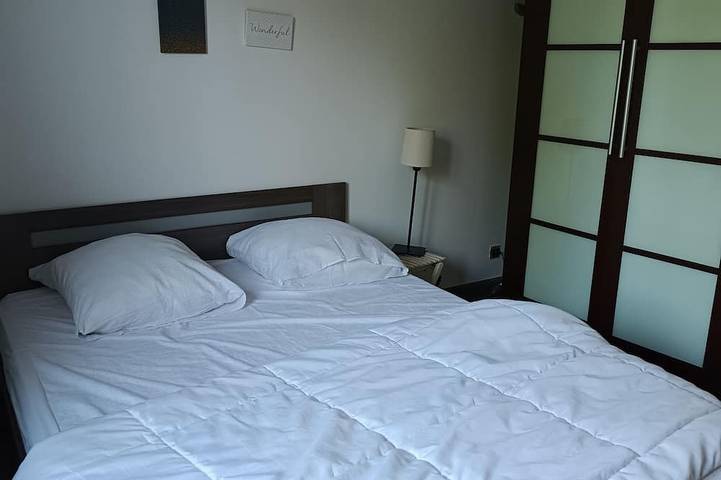 Location de vacances pour 11 personnes, avec Terrasse et Jardin dans Plage Saint Marc - 3