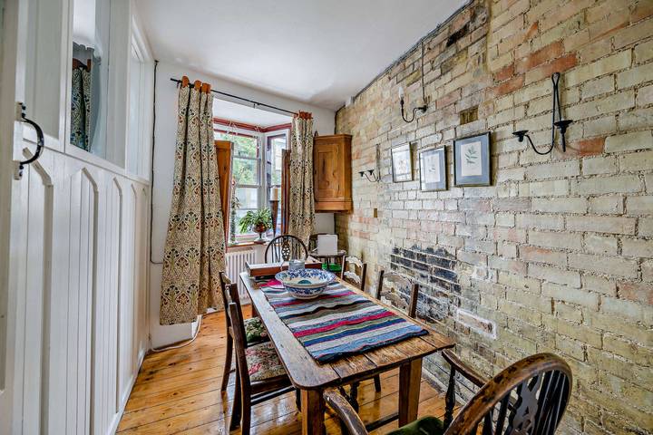 Host & Stay | The 1890 Petersfield Retreat in Cambridge, Cambridgeshire