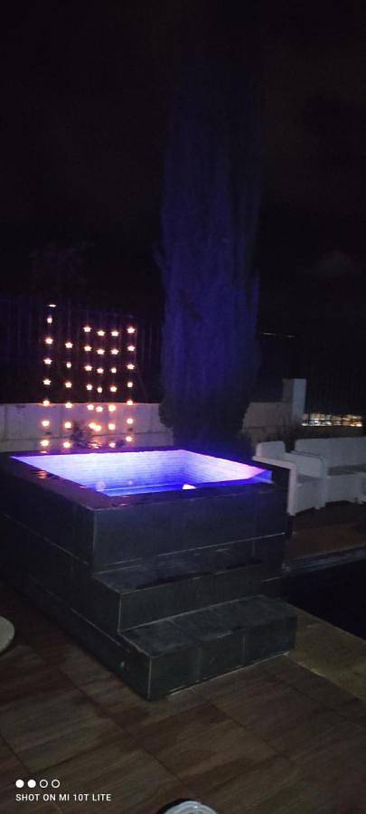 Luxury Villa Sea Views Heated Pool private jacuzzi wifi bbq parking tennis court in Candelaria, Tenerife Sur