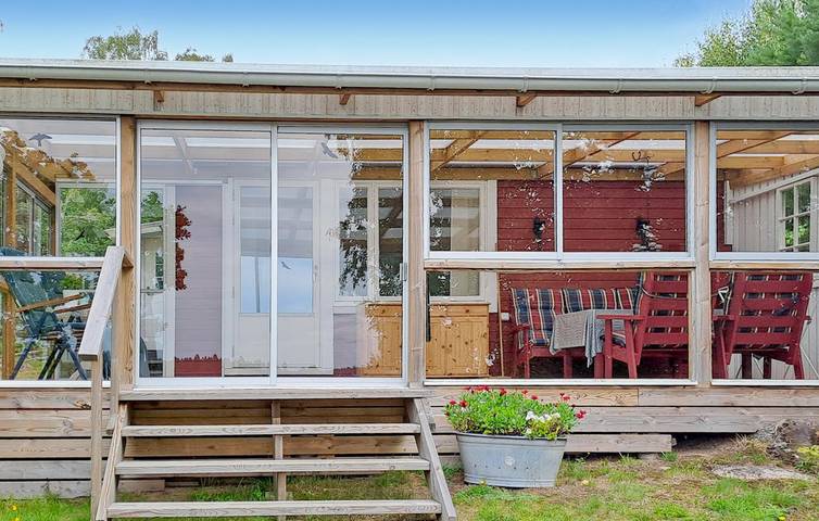 Ferienhaus für 6 Personen, mit Terrasse und Garten sowie Seeblick in Smaland - 3