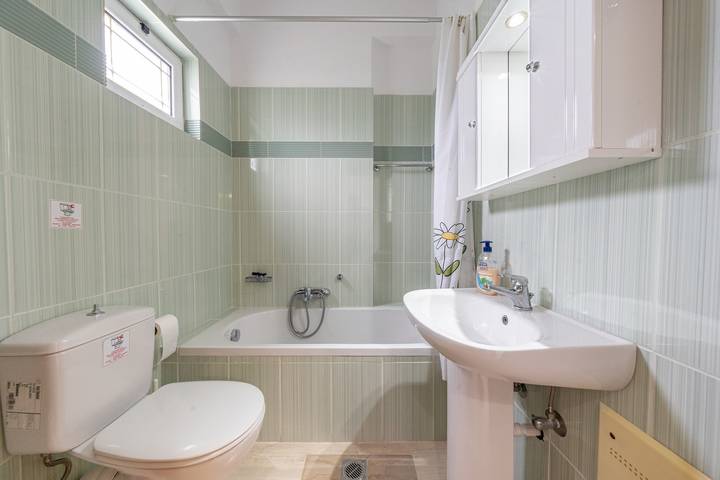 Hel lägenhet, Apartment 'Neptune' with Sea View, Shared Terrace and Wi-Fi in Kavos, Korfu