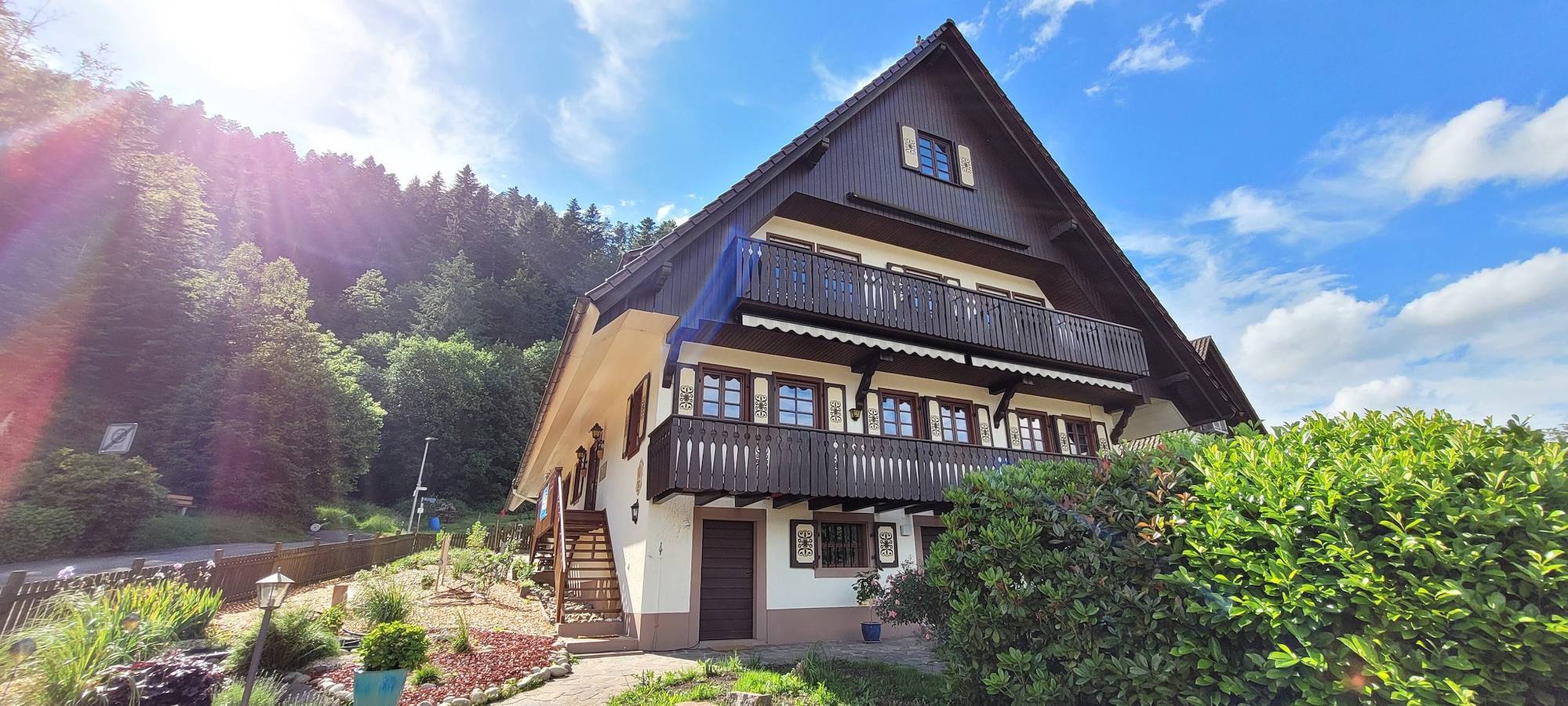 Ganze Wohnung, Ferienwohnung Höflepanorama, Trockensauna, Kamin, Grill, Aussicht, Balkon, Gruppen, Wlan in Oppenau, Mittlerer Schwarzwald