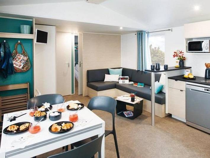 Camping für 8 Personen, mit Kinderpool und Sauna in Frejus - 4