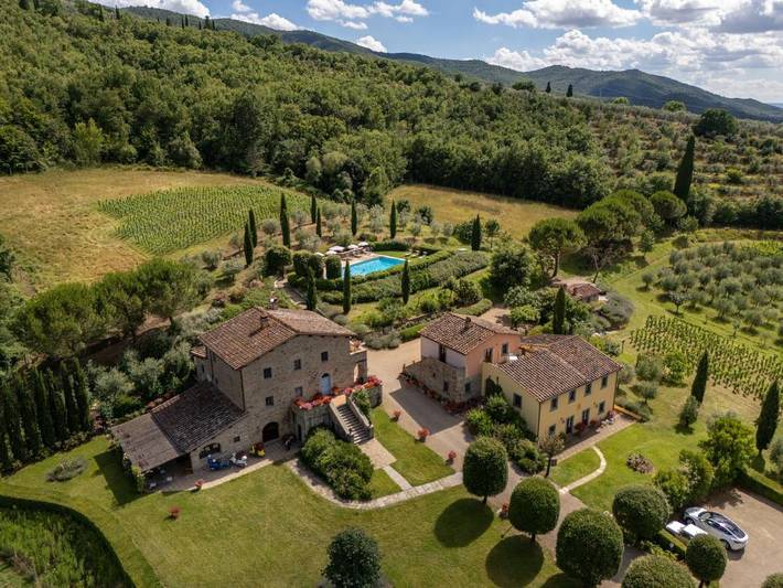 B&b per 3 persone, con Balcone e Terrazza nonché Giardino e Piscina a Castiglion Fiorentino